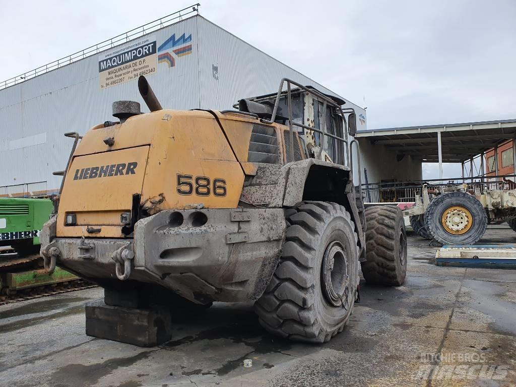 Liebherr L 586 轮式装载机