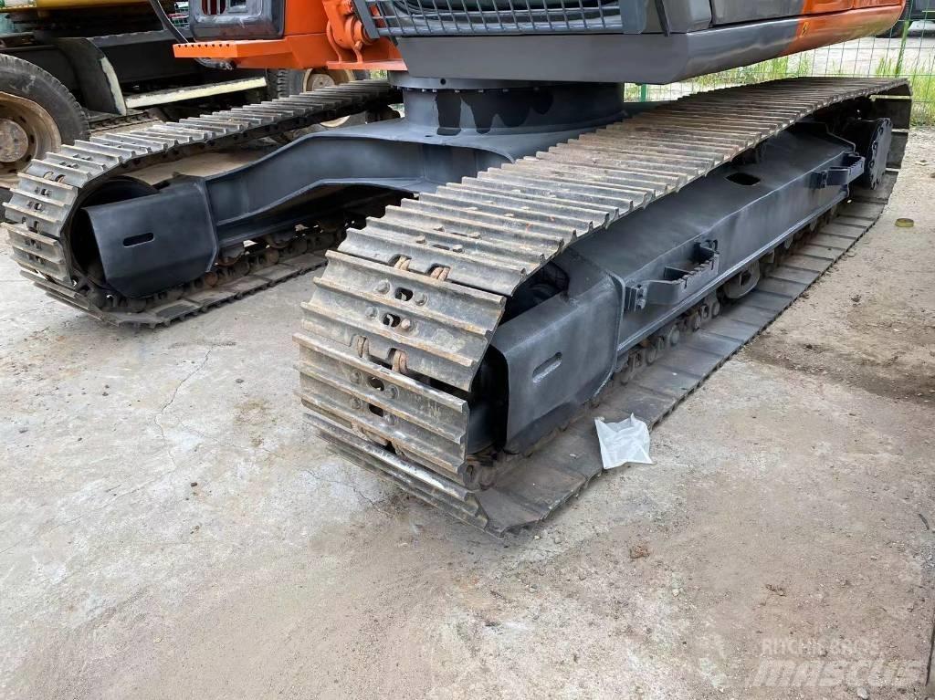 Hitachi ZX 120 履带挖掘机