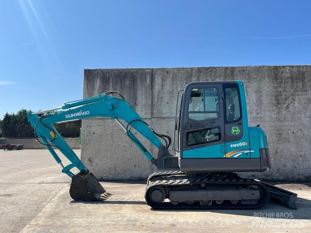 Sunward SWE 60 E 小型挖掘机