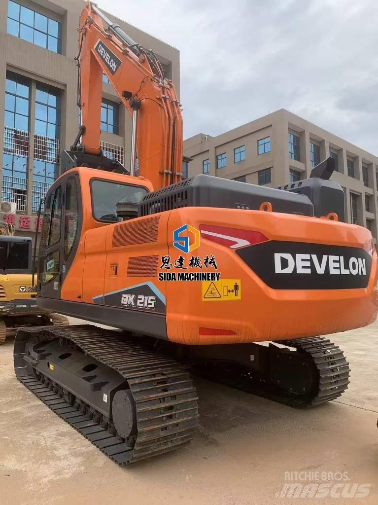 Develon DX 215 中型挖掘机