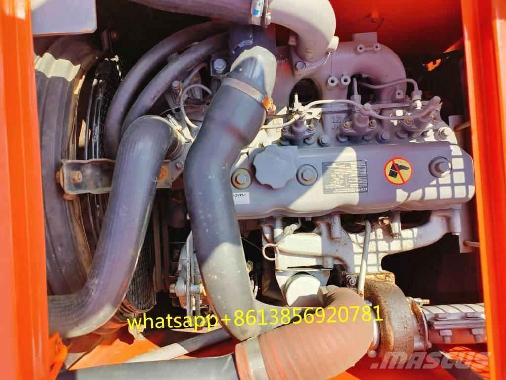 Hitachi ZX 135 US 履带挖掘机