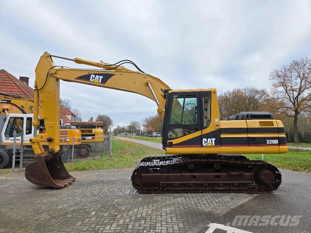 CAT 320BL 履带挖掘机