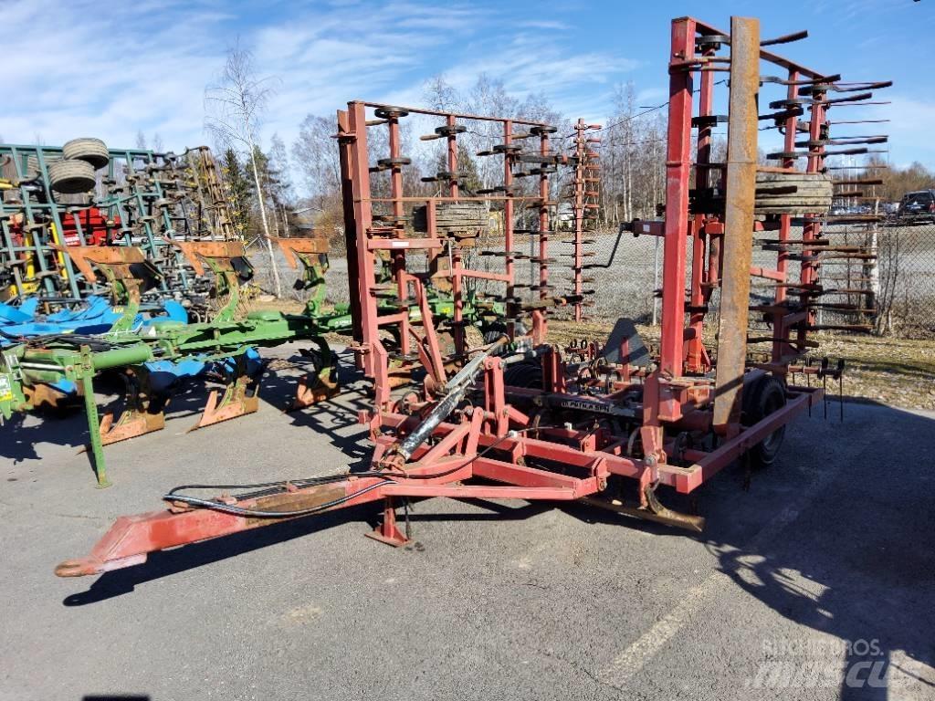 Väderstad NZA600 钉齿耙