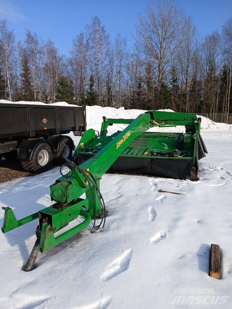 John Deere 735 割草调节装置
