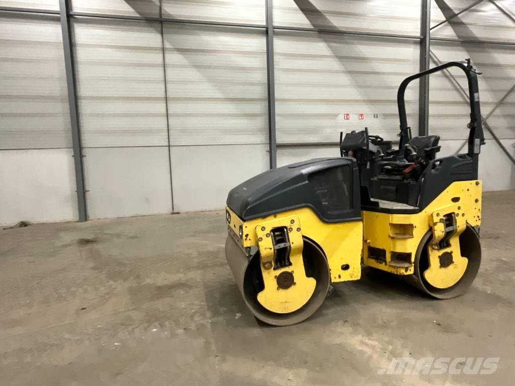 Bomag BW 135 AD-5 双轮压路机