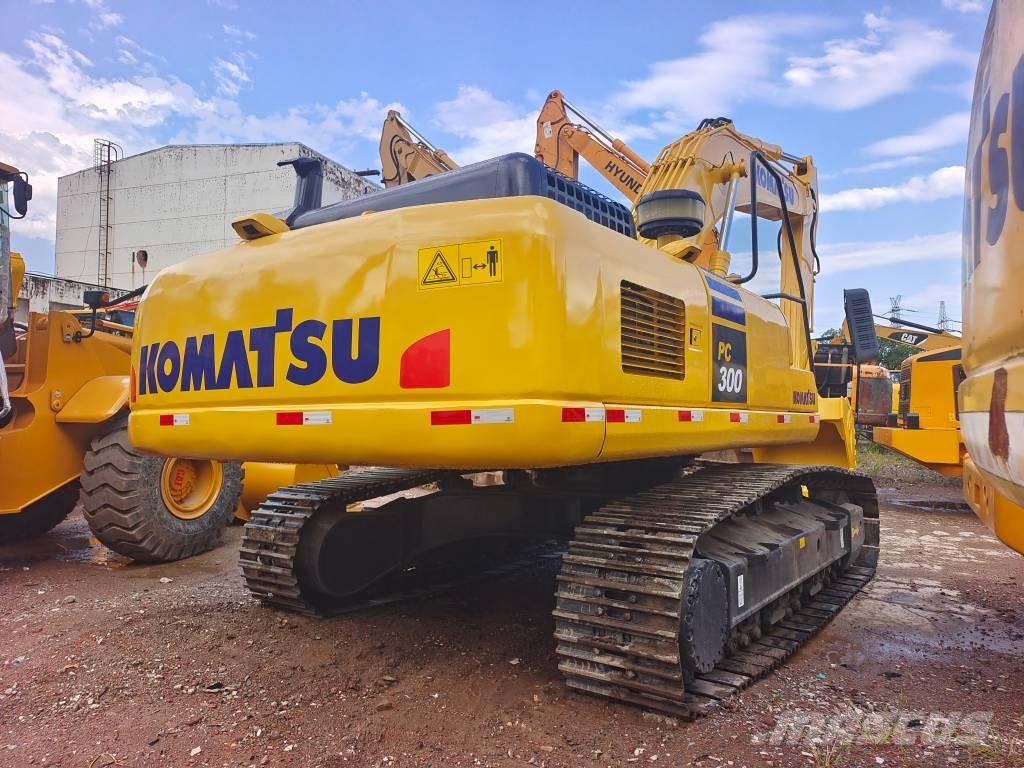 Komatsu PC 300-7 履带挖掘机