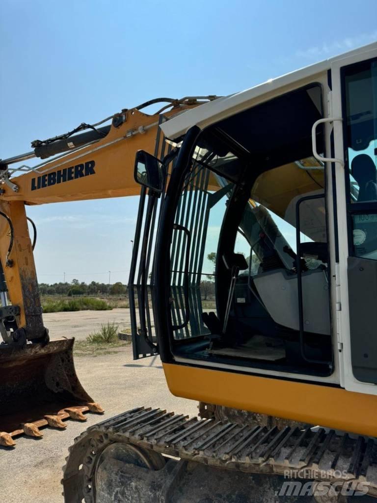 Liebherr 926 履带挖掘机