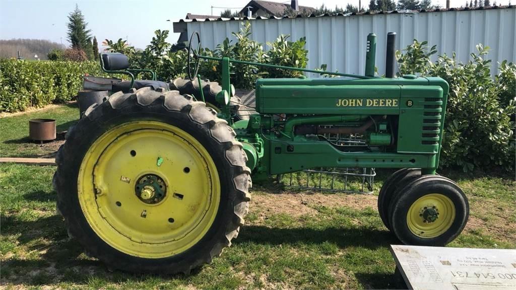 John Deere Model B 拖拉机/农用车