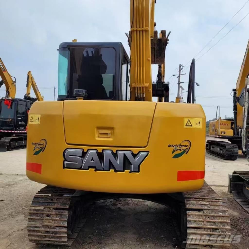 Sany SY75C 中型挖掘机