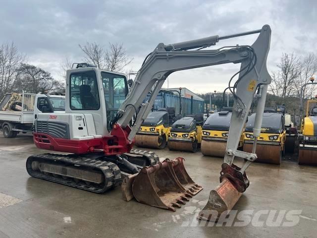 Takeuchi TB 250 小型挖掘机