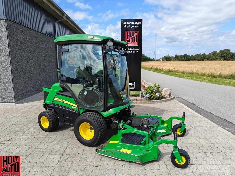 John Deere 1585 骑乘式割草机