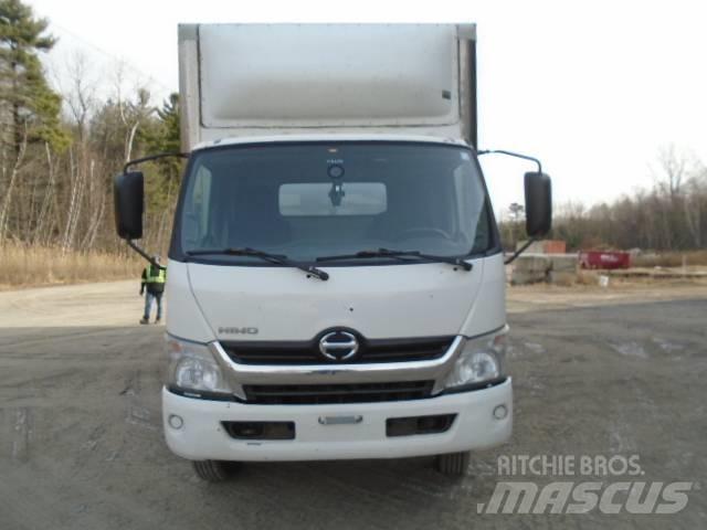 Hino 195 大型面包车