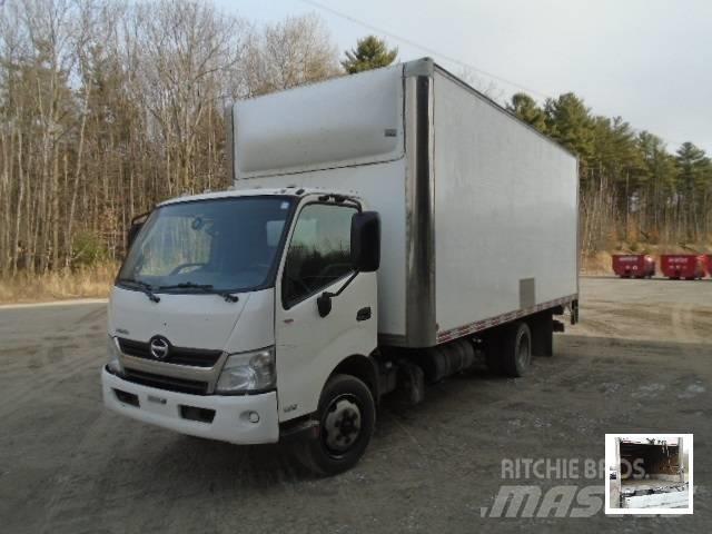 Hino 195 大型面包车