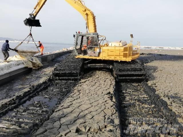 Hitachi MA 125 水陆两栖挖掘机
