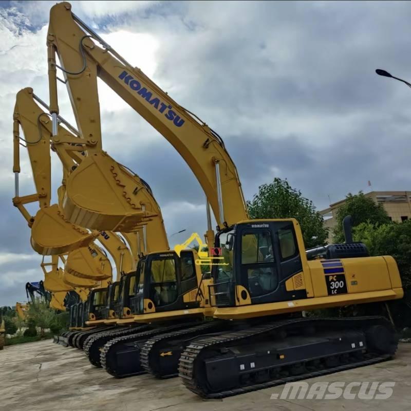 Komatsu PC 300-8 履带挖掘机