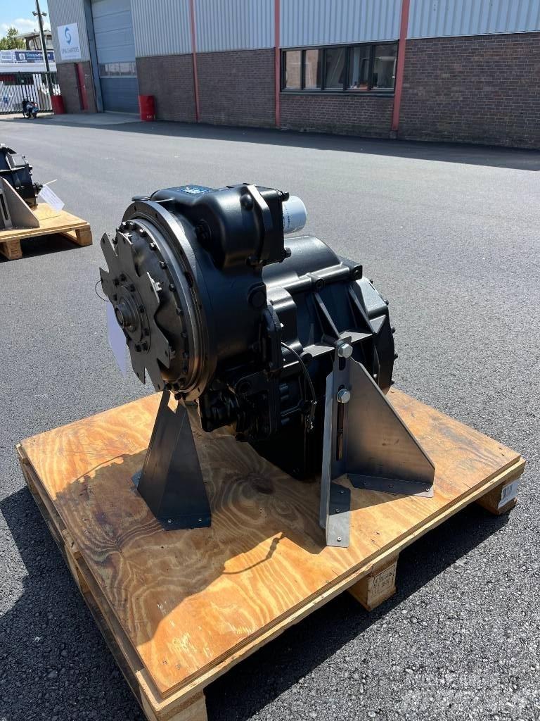  DANA 13.9TE10313-32 传动装置