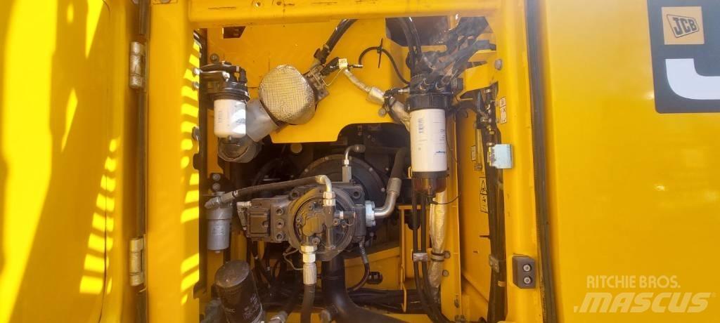 JCB JS 220 X 履带挖掘机