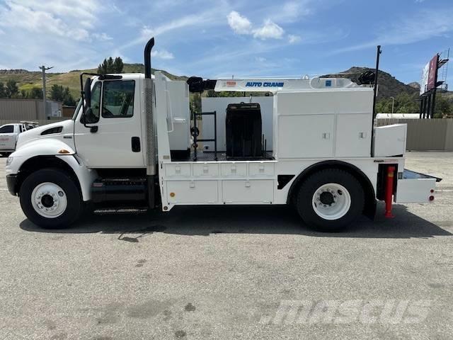 International 4300 市政车
