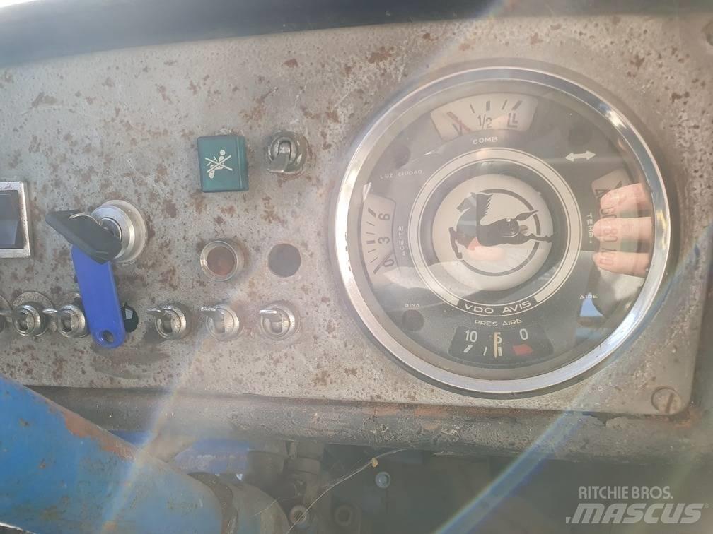 Pegaso COMET 1090 平板车