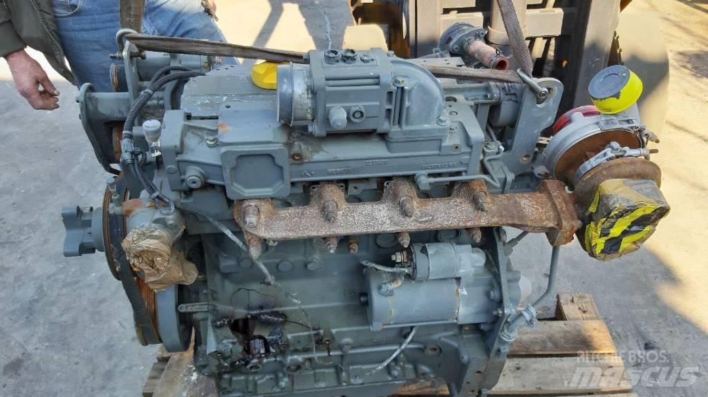 Deutz 2012 发动机