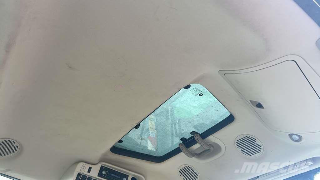 John Deere 6215R 拖拉机/农用车