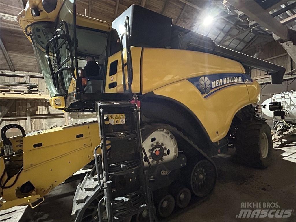 New Holland CR 9090 联合收割机