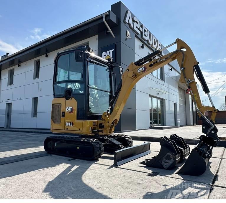 CAT 301.8 小型挖掘机