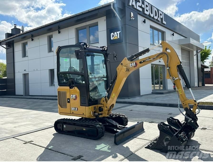 CAT 301.8 小型挖掘机