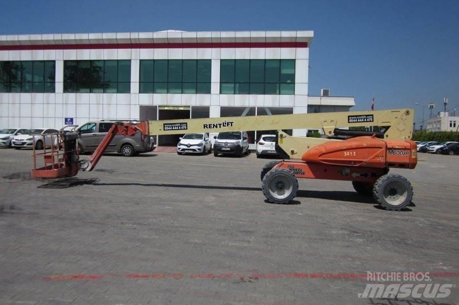 JLG M 600 JP 曲臂高空工作平台