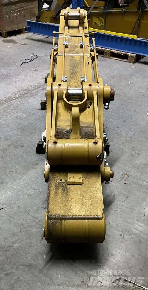 CAT 336 吊杆和铲斗