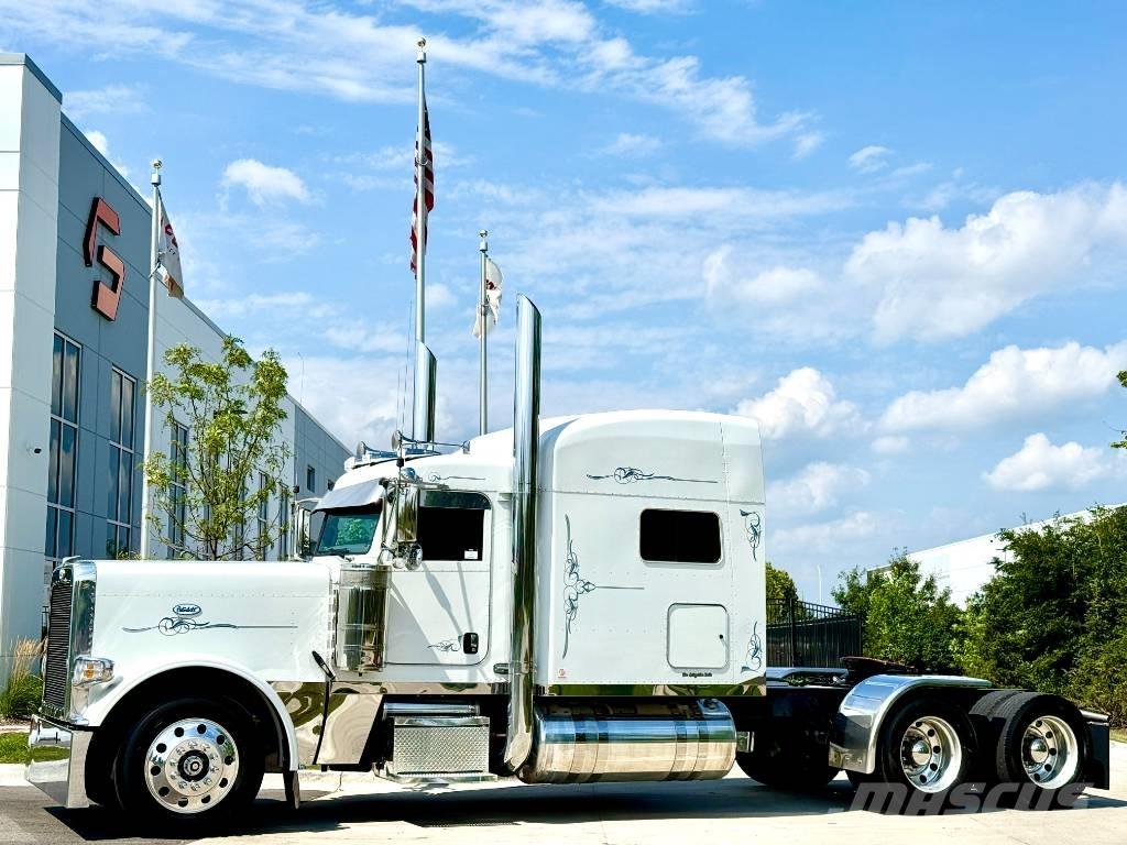 Peterbilt 389 牵引车