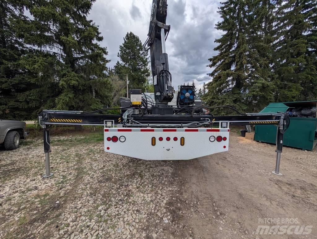 International 7500 起重车