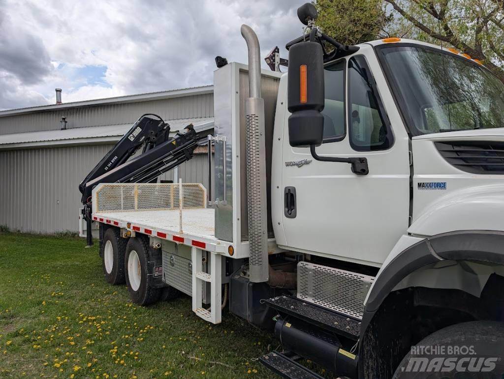 International 7500 起重车