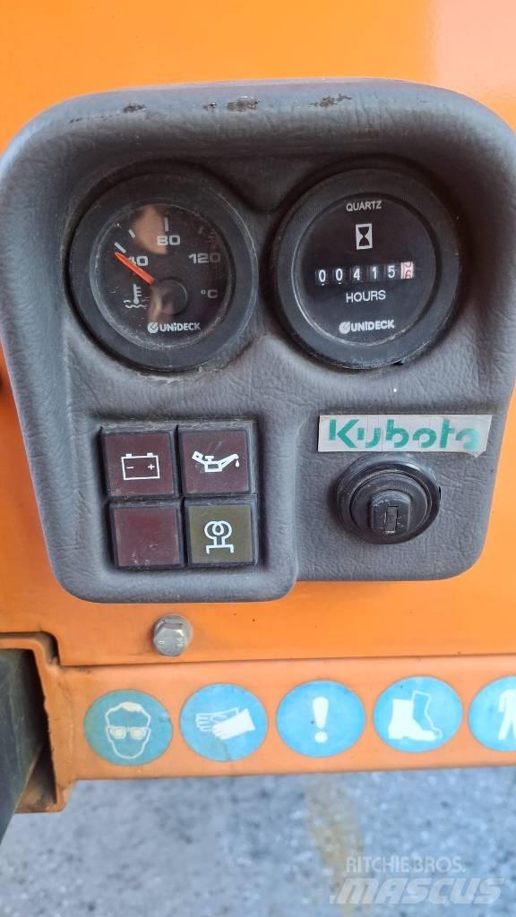 Strassmayr AC 9000 E 沥青热料箱