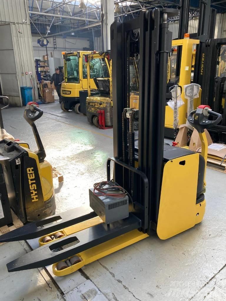 Hyster S 1.6 手推堆垛车