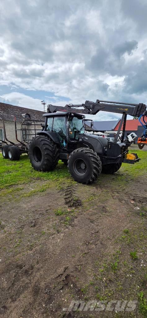 Valtra N 101 HT 粉碎机
