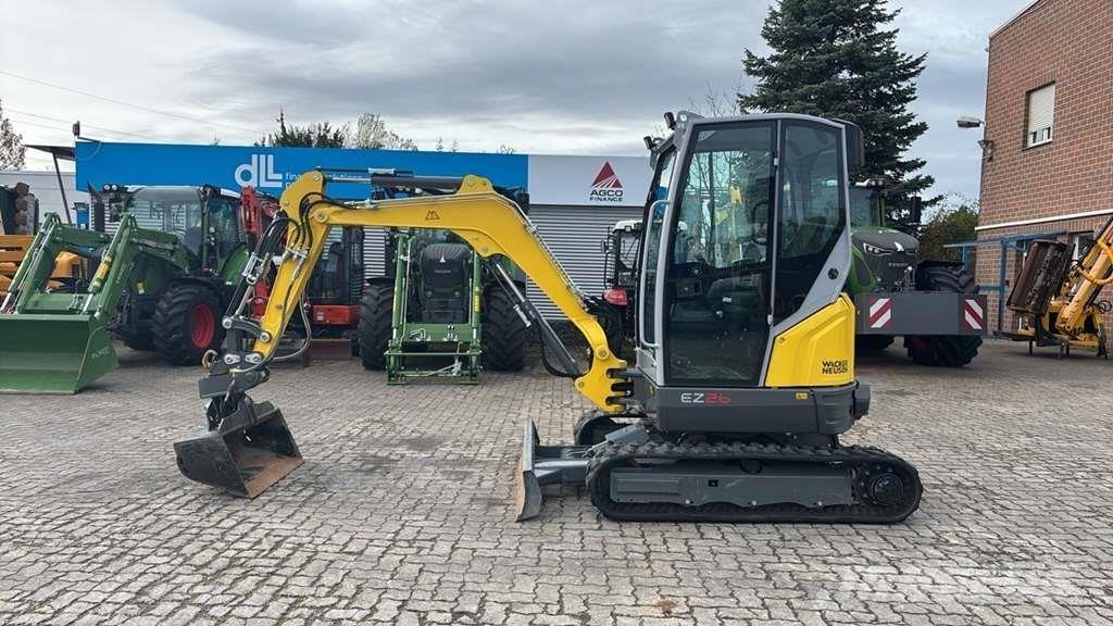 Wacker Neuson EZ26 小型挖掘机