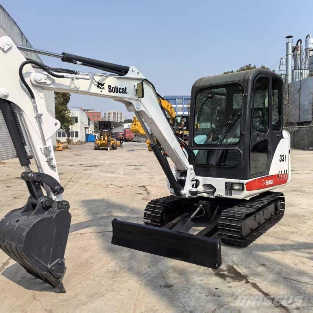 Bobcat 331 小型挖掘机