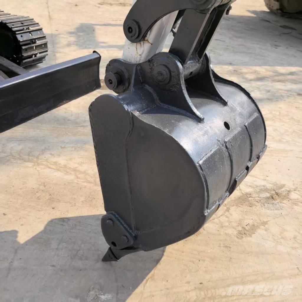 Bobcat 331 小型挖掘机