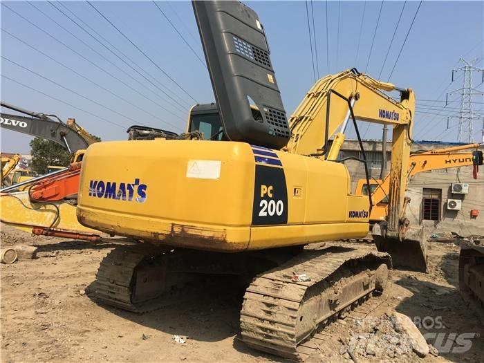 Komatsu PC 200-8 履带挖掘机