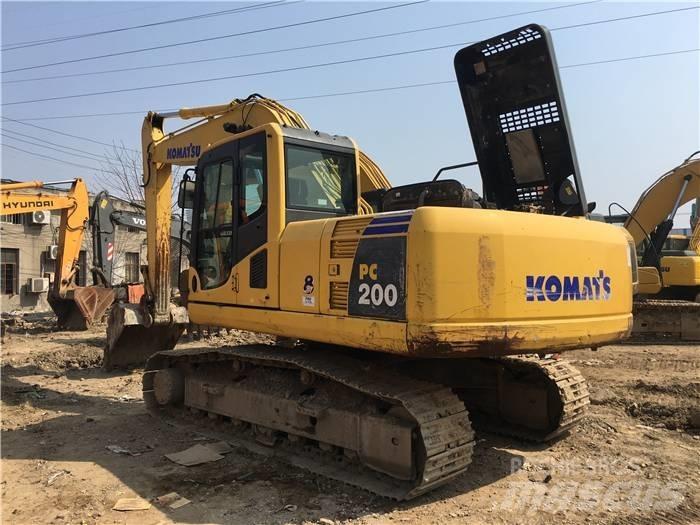 Komatsu PC 200-8 履带挖掘机
