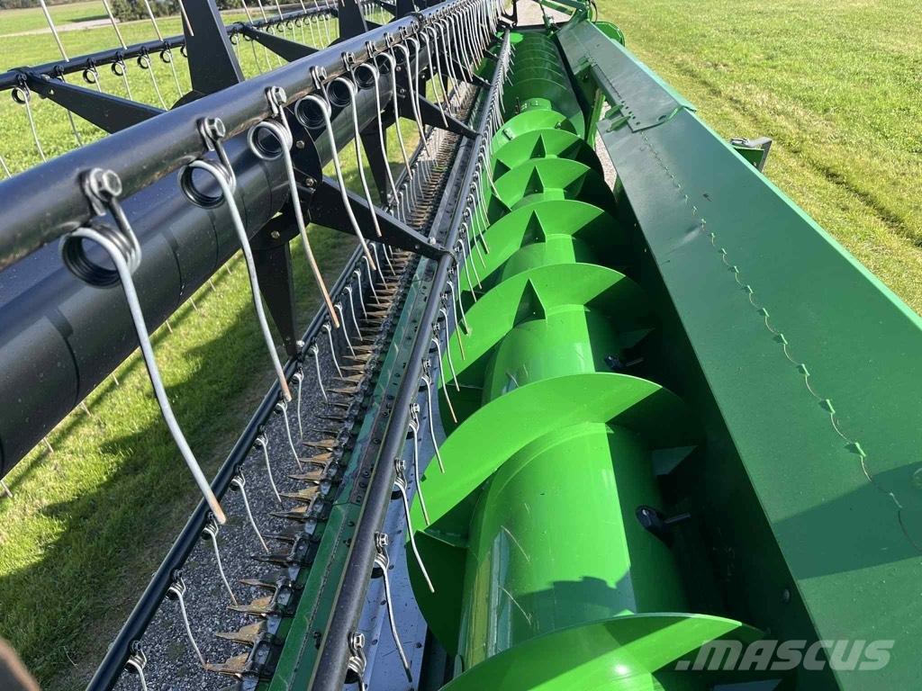 John Deere T 670 i 联合收割机