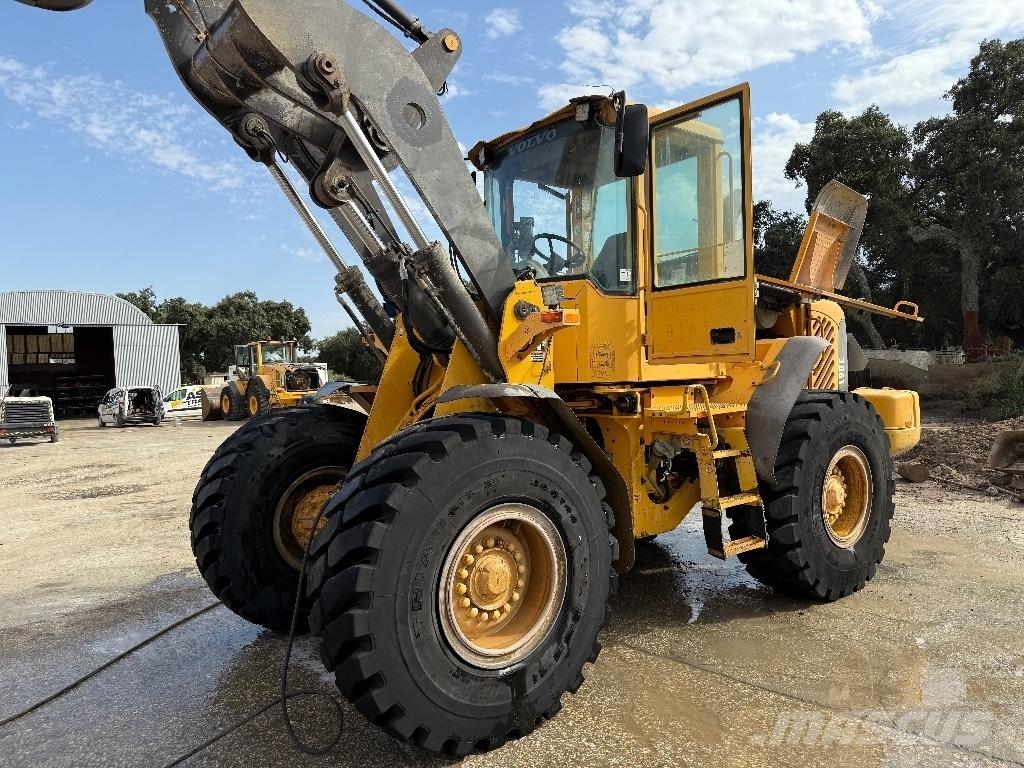 Volvo L 90 E 轮式装载机