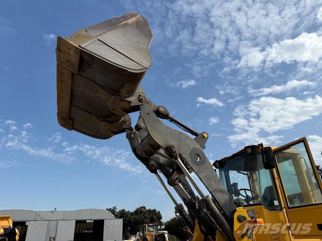 Volvo L 90 E 轮式装载机