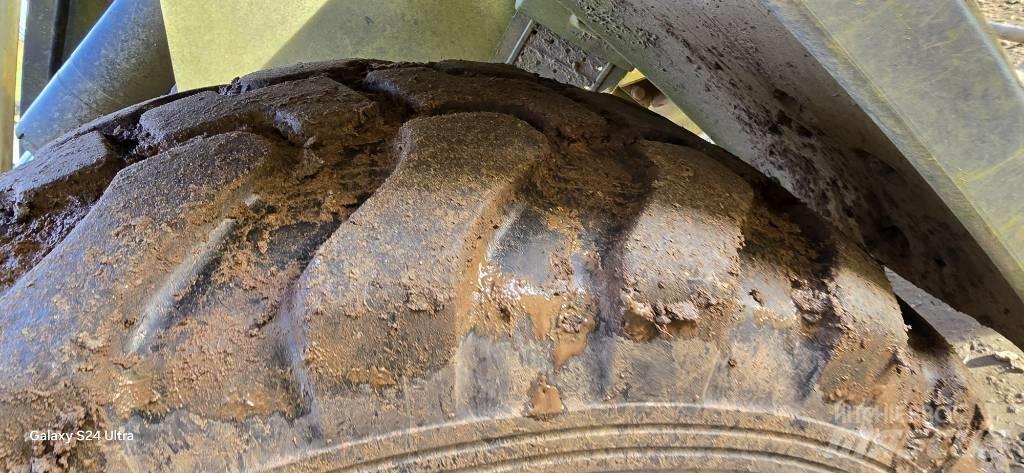 Terex TL 100 轮式装载机