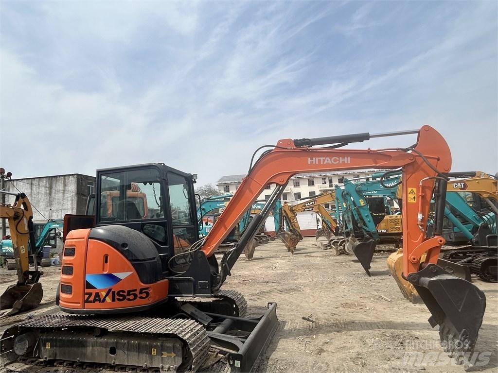 Hitachi ZX55 小型挖掘机