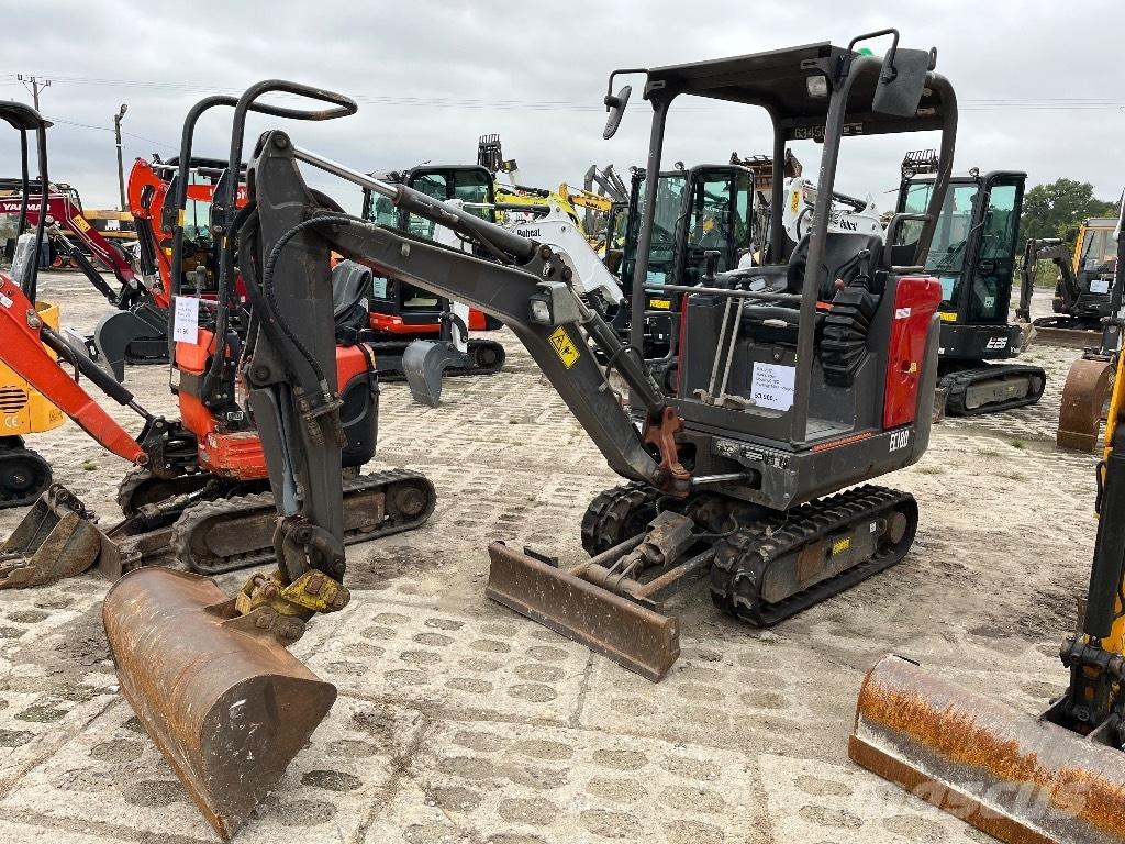 Volvo EC18D 小型挖掘机