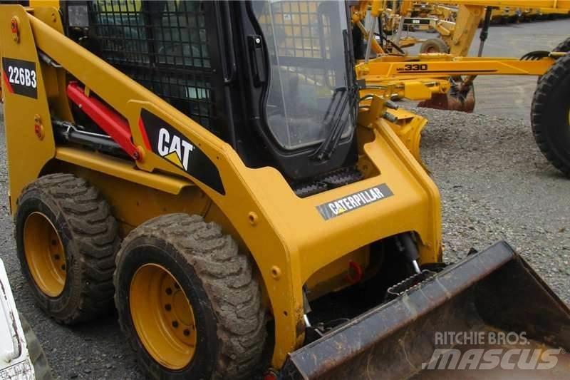 CAT 226B3 其他货车