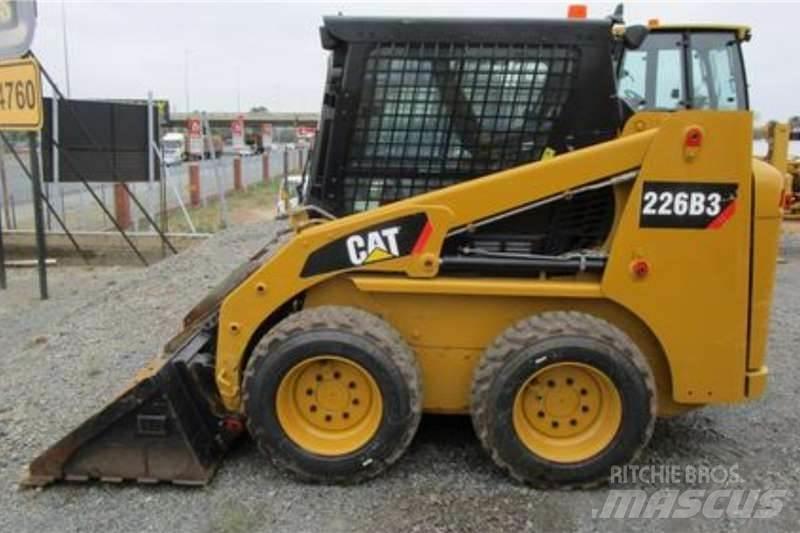 CAT 226B3 其他货车