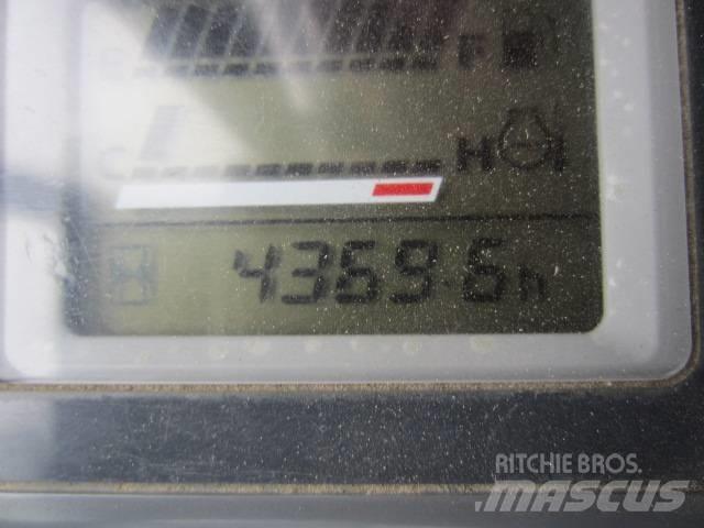 Hitachi ZX 18 小型挖掘机